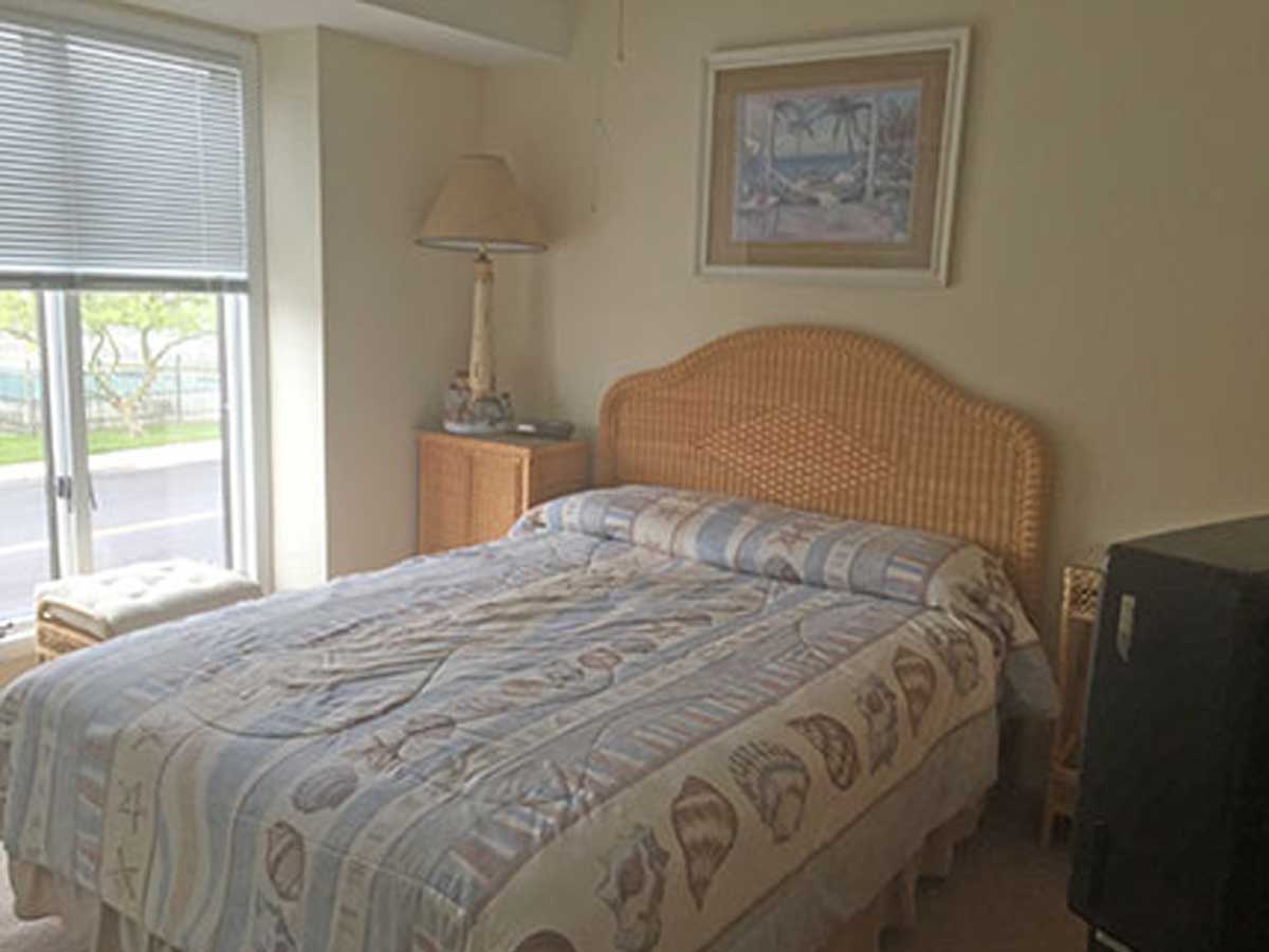 804-bedroom-a